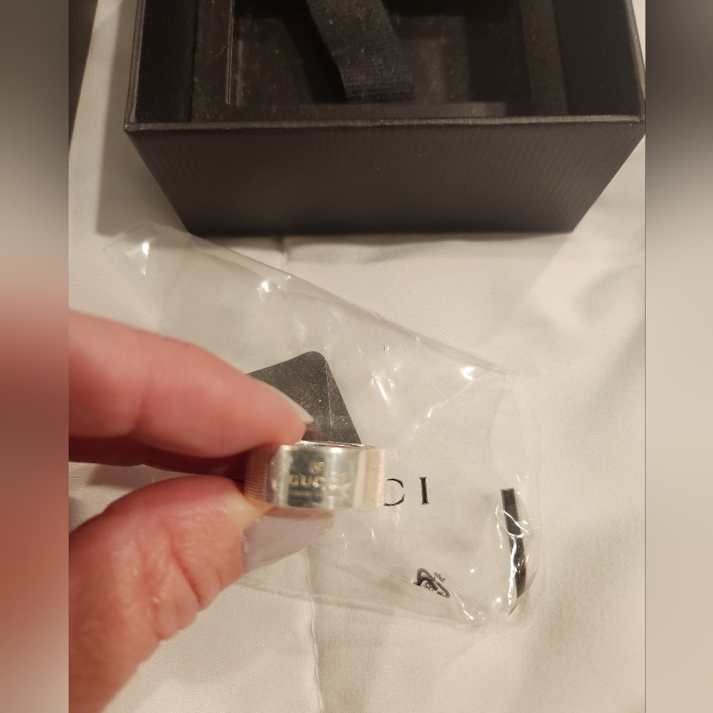 Gucci Sterling Silver Ring Size 7